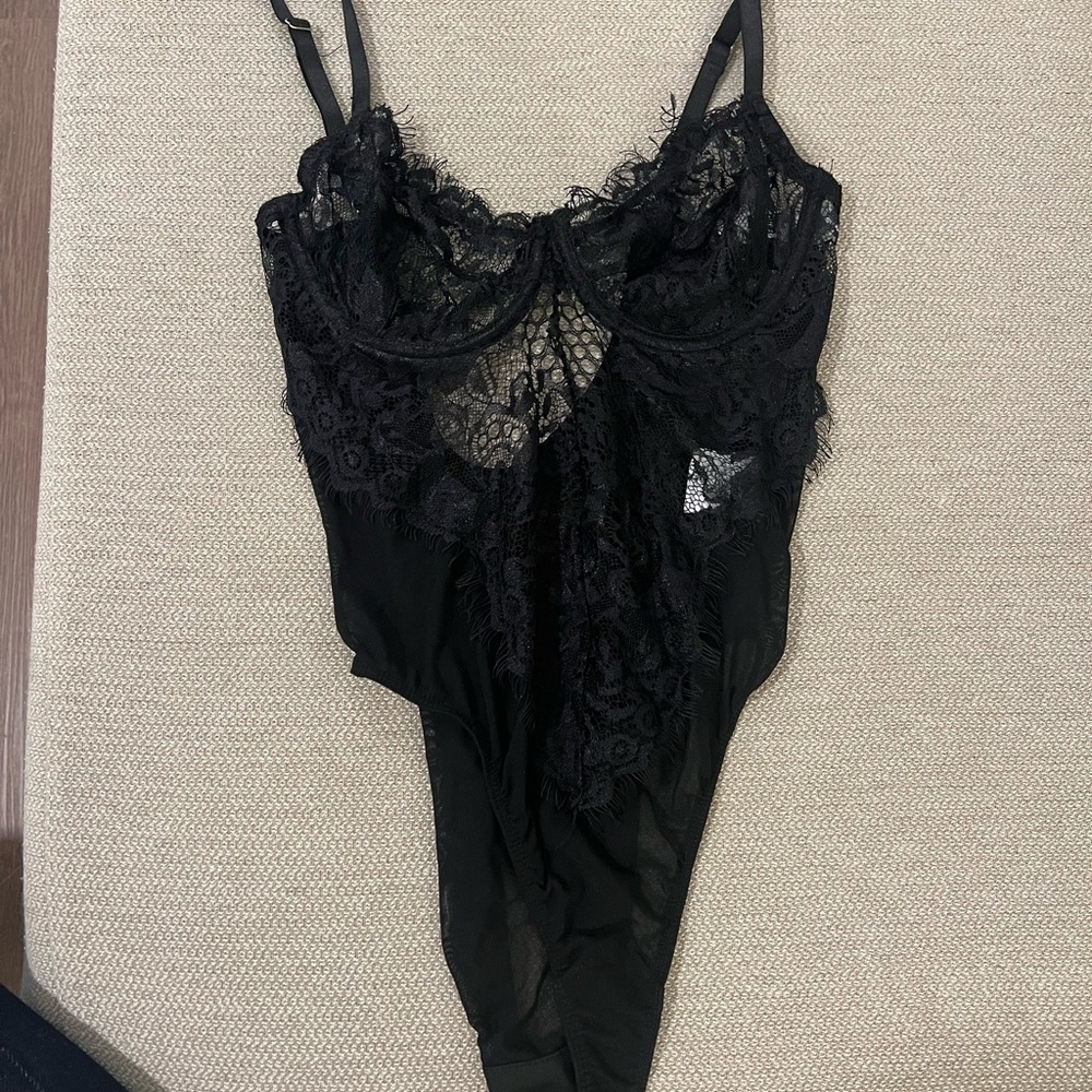 Tiger mist lace bodysuit